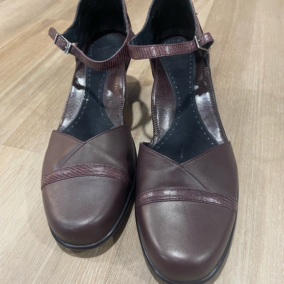 Dansko ankle strap shoes perfect condition sz 12 - Picture 2 of 8